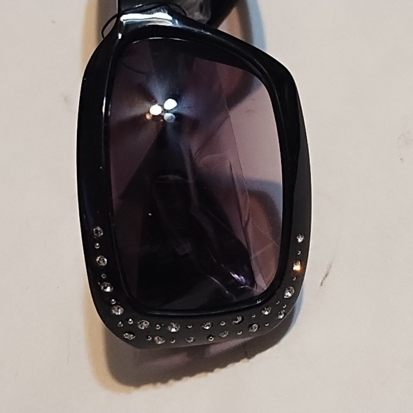 NWT Black Sunglasses with Rhinestone Accents - Picture 2 of 9